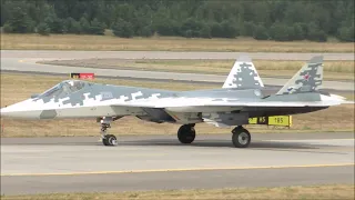 MAKS 2021. Su-57E taxing