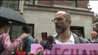 Нью-Йорк: акция протеста против преследования геев в Чечне