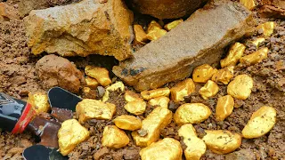 Amazing gold mining process. We discover the perfect gold nuggets