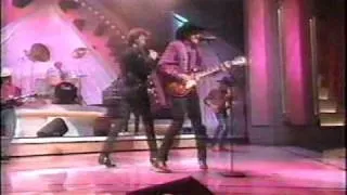 Brooks & Dunn - Boots Scootin' Boogie (LIVE)