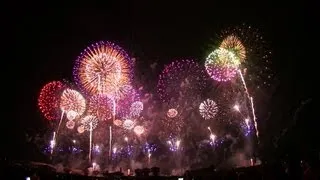 [HD] Amazing the Most Beautiful Japanese Fireworks Show in the World