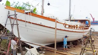 Defining the WATERLINE of our once SINKING BOAT without any equipment — Sailing Yabá 138