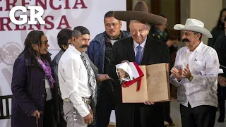 Visitan familiares de Zapata a Obrador