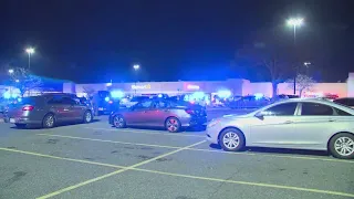 Police: 6 people and assailant dead in Virginia Walmart shooting