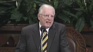 Trusting God When The Wells Are Dry | Famines, Deserts And Other Hard Places #2 | Pastor Lutzer