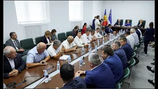 Встреча депутатов НСГ с Президентом РМ