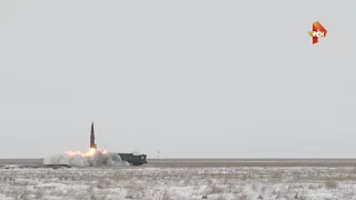 Минобороны опубликовало видео боевого пуска ракеты "Искандер"