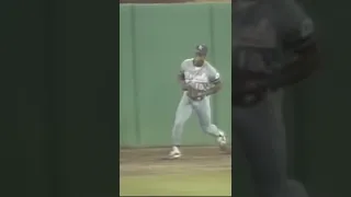 Bo Jackson RUNS UP the wall!