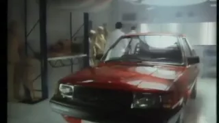 Volvo 340 commercial 1987 - Crash test dummy