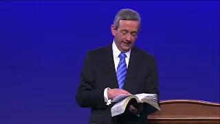 Dr. Robert Jeffress | Why should we obey the 10 Commandments?