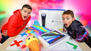 FIDGET TOYS TRADE #3 ! Échange dingue d'iPhone, PS5 & Pop-it | Trading fidget toys