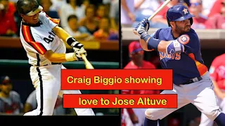 Astros 2B Craig Biggio shows love to Jose Altuve