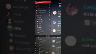 Discord VC earrape 60+ people