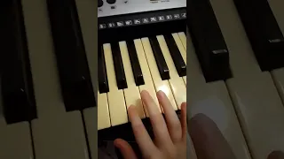 весёлая мелодия на Синтезаторе 🎹✨✨