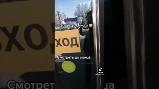 whaaaat Полицейские захватили Макдональдс 👍🏻🤣