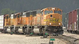 BNSF SD70MACs in Montana