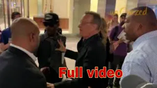 Tom Hanks Screams at Fans After Wife Rita Wilson Gets Tripped Tom TRIPS WIFE