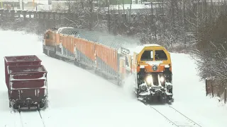 Снегоуборочный поезд СМ-2 на ст. Юлемисте / Snowplough train SM-2 at Ülemiste station