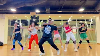 LUIS FONSI -BUENOS AIRES DANCE FITNESS AND ZUMBA VIDEO