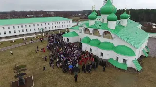 Свято Троицкий Александра Свирского монастырь  Паломники