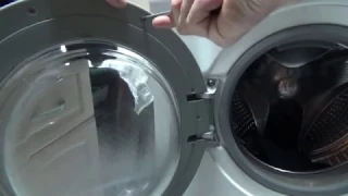 Болтается дверца на стиральной машине как убрать люфт за 5 минут!