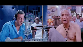 ये पैंट ३०० रुपयों की है - मुन्ना भाई ने की एक गरीब की मदत - Lage Raho Munna Bhai Best Scene