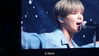 Taemin - Despacito - Music Bank in Chile 2018 180323