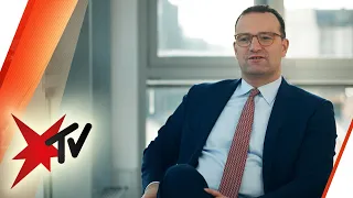 Private Einblicke in das Leben von Jens Spahn | stern TV