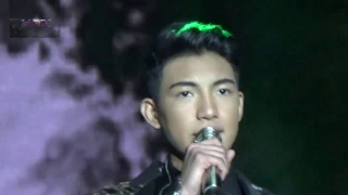 The Aces Araneta  -  Shallow of Darren Espanto