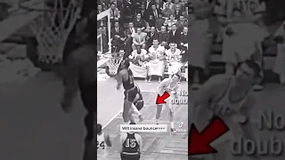 WILT CHAMBERLAIN HEAD ABOVE RIM BLOCK