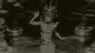 Anna May Wong Seduces Audience With Dance