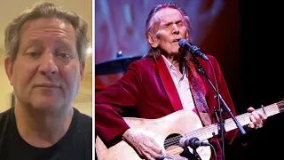 Gordon Lightfoot was a "towering figure" on the music industry | Alan Cross