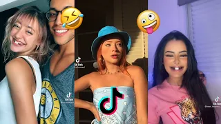 Meme TIKTOK - Estou Amando Loucamente Uma Lambisgóia Que Só Tem 2 Dentes - TEENS