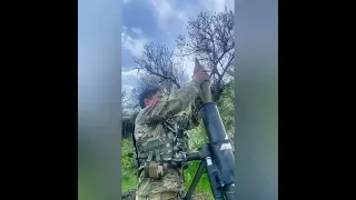 “Oleksandr Usyk launched a missile while visiting soldiers in Ukraine  👀🇺🇦 ”#oleksandrusyk #boxing