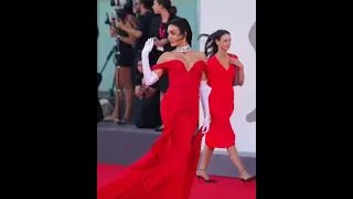 Christiano Ronaldo wife georgina Rodriguez in Red dress ❤️❤️❤️