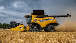 Une journée à la moisson avec la SARL Artaël - New Holland CR8.90 - Fendt 824 et 311