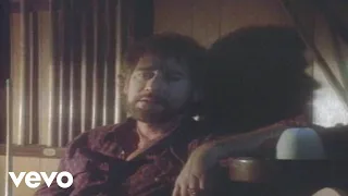 Earl Thomas Conley - Crowd Around the Corner