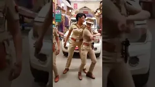 Yukti Kapoor Gulki Joshi viral dance video #short #viral #trending #tiktok #funny