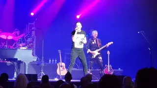 Marc Martel & UQC - Fat-Bottomed Girls - Lynn, MA May 8, 2022