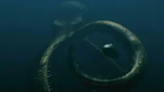 Mega Shark Versus Giant Octopus [2009] - Giant Octopus Screen Time