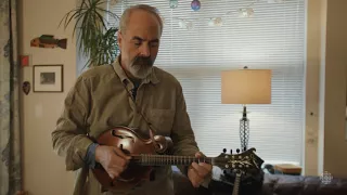 Inside the Craft | John Reischman performs “Lil Pine Siskin”