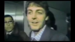 Paul McCartney Released from Prison in Japan to Screaming Fans - CBS Evening News - January 25, 1980