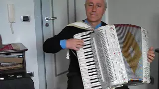 MADEMOISELLE DE PARIS - Accordion Accordeon Acordeon Akkordeon Akordeon