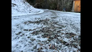 How to Effectively Plow a Gravel Driveway and not Remove the Gravel -003