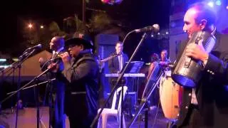 ARMANDO HERNÁNDEZ Y SU COMBO EN CONCIERTO