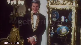 Liberace and the Antiques at his Hollywood Hills home (1967)