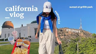 california vlog 🌴exploring LA: sunset at griffith park, hollywood sign, in-n-out 🍔