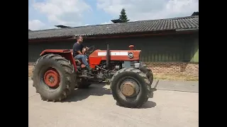 MF 188 4WD @ HappyOldIron Antique tractors in Belgium