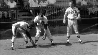 1961 The Milwaukee Braves, including Hank Aaron, Eddie Mathews, Don McMahon, and Lew Burdette