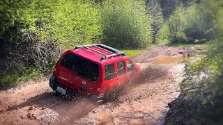 Xterra on 33s vs Toyota on 35s, One got Stuck